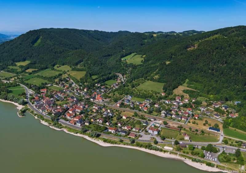 Zu Hause Am Bach Leilighet Aggsbach Eksteriør bilde